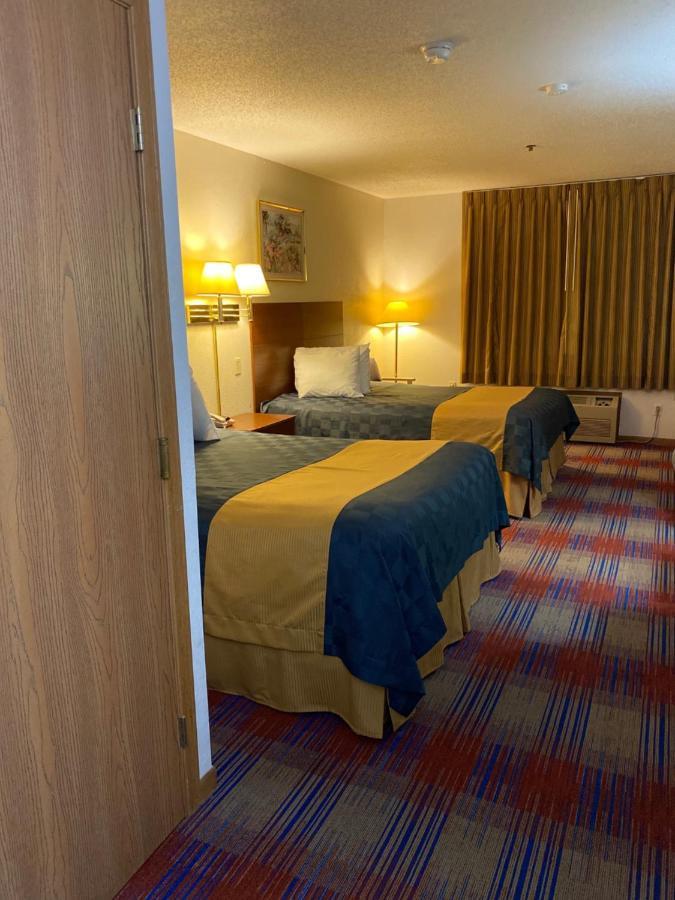 Americas Best Value Inn Champaign Exterior photo